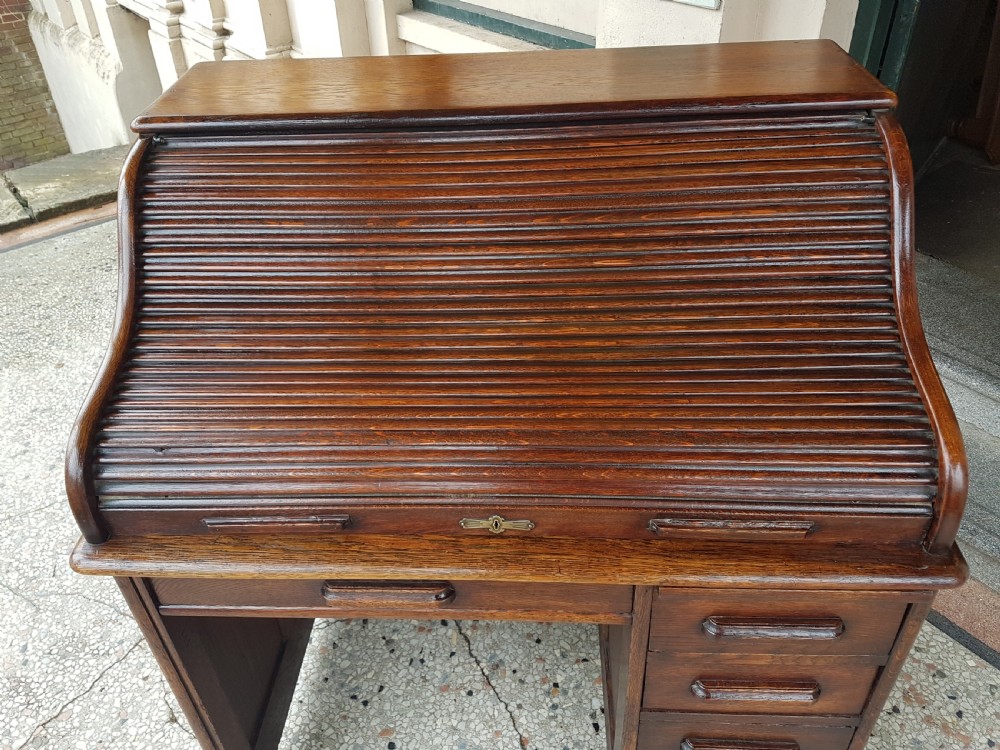 ANTIQUE  OAK ROLL TOP DESK  View III