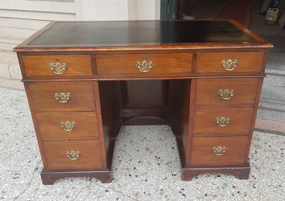 VICTORIAN  WALNUT  KNEE HOLE DESK 