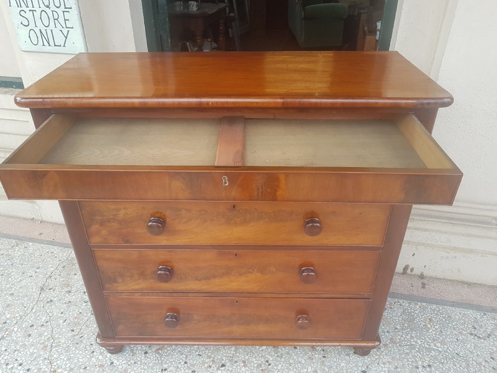 ANTIQUE CHEST OF DRAWERS  View VII