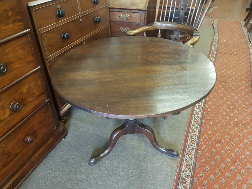 GEORGIAN OAK TILT TOP /TRIPOD TABLE  View VI