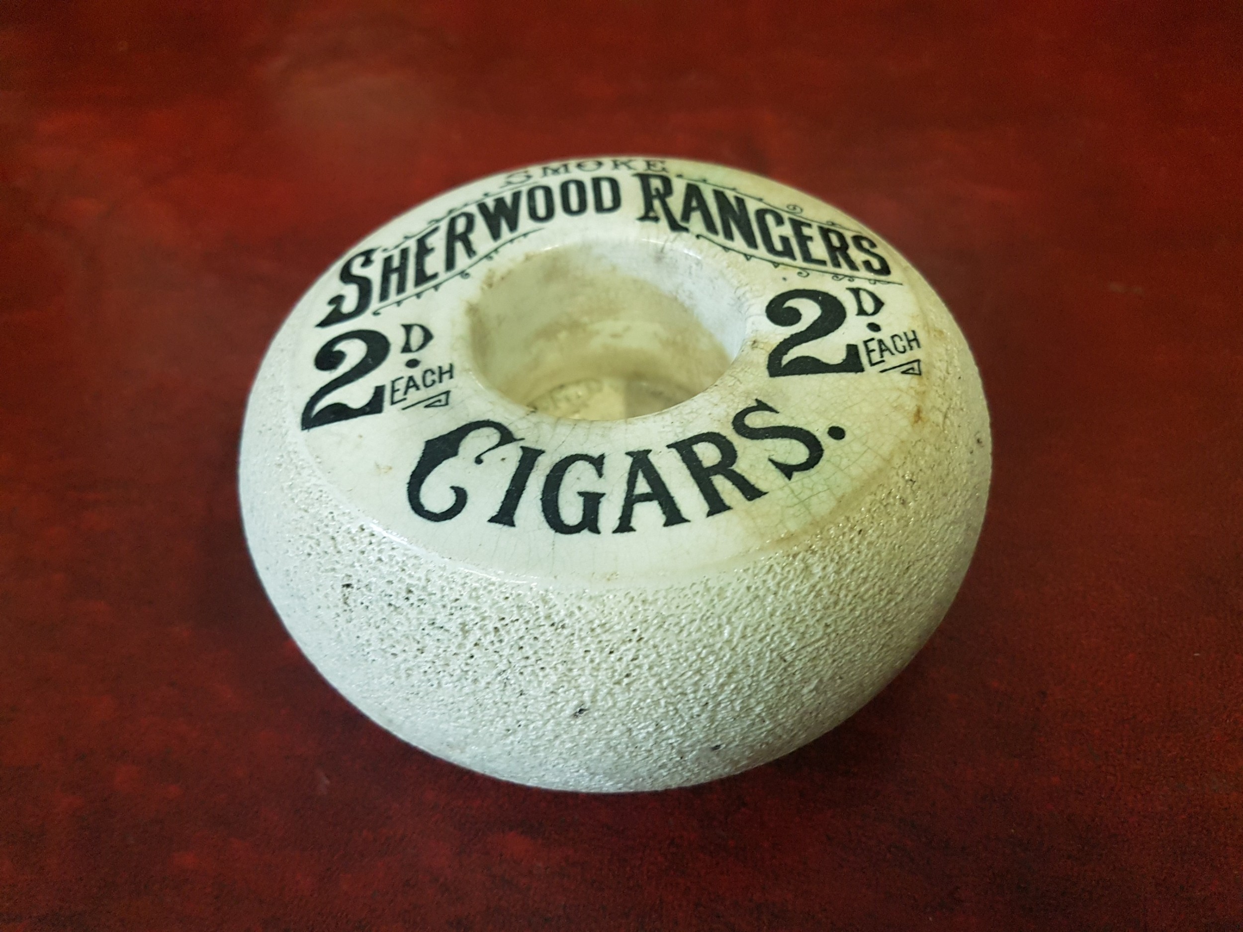 ANTIQUE SMOKERS  MATCH STRIKER 