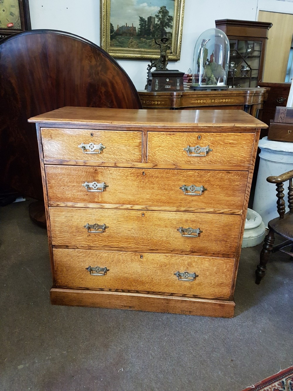 ANTIQUE OAK CHEST OF DRAWERS 
