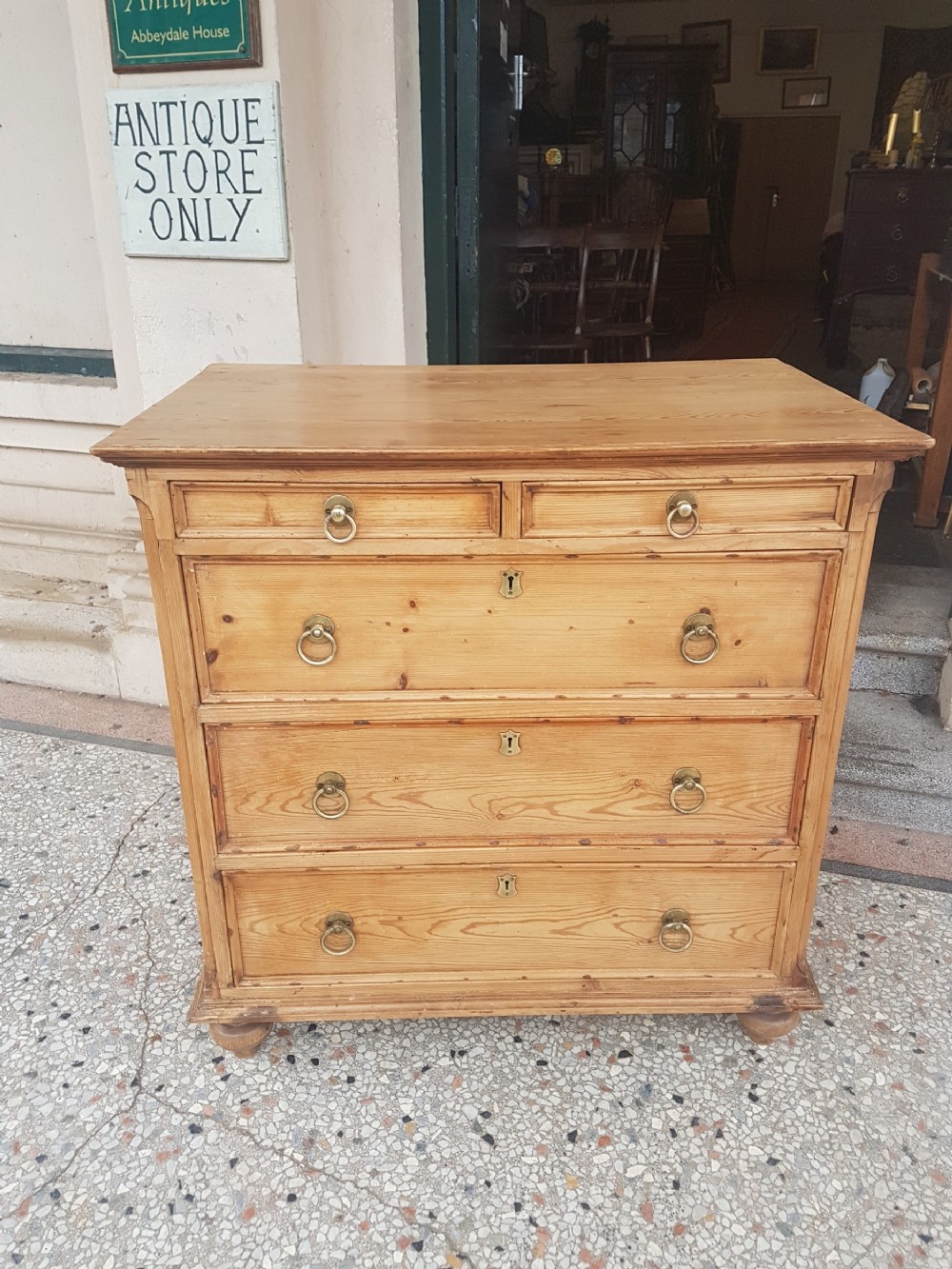 ANTIQUE PINE CHEST 
