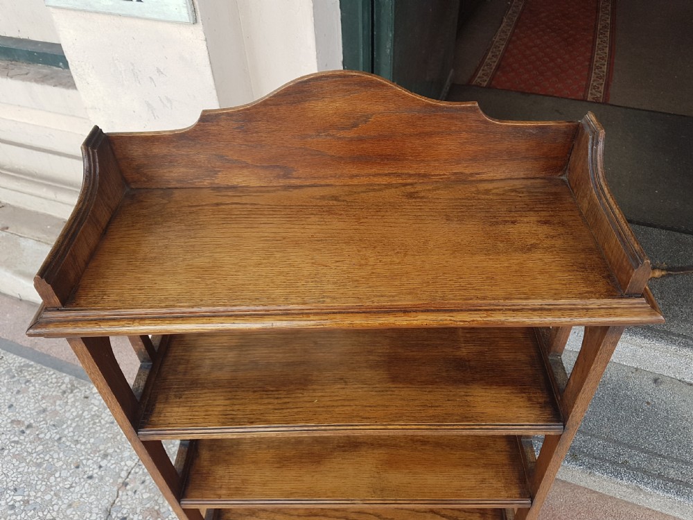 ANTIQUE ARTS AND CRAFTS OAK BOOKCASE  View II