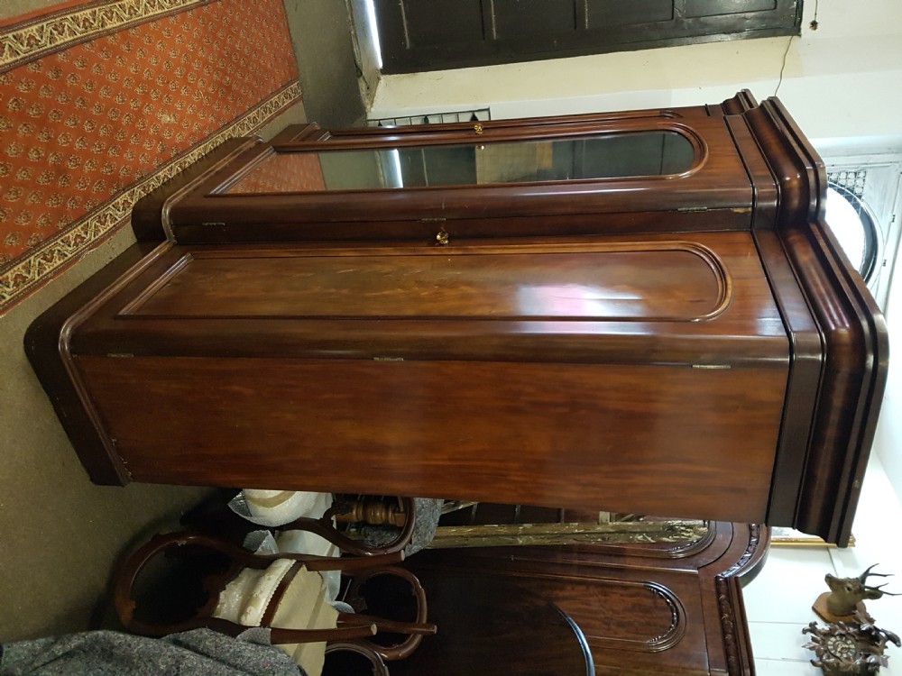 ANTIQUE LARGE   MAHOGANY WARDROBE  View VII