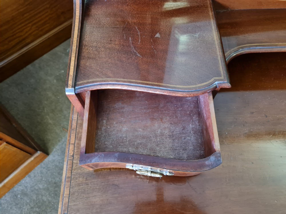 ANTIQUE DRESSING TABLE  View V