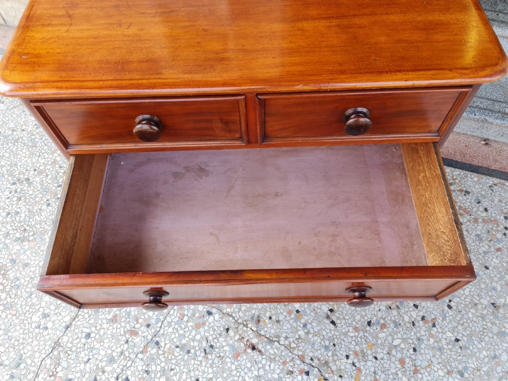 VICTORIAN MAHOGANY  SMALL CHEST OF DRAWERS  View VIII
