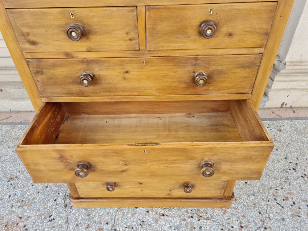 LARGE ANTIQUE PINE CHEST OF DRAWERS  View V