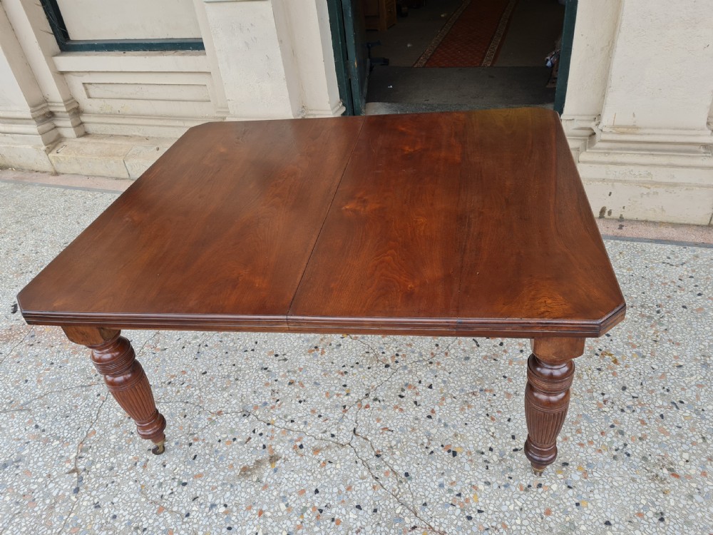 ANTIQUE WALNUT  EXTENDING TABLE  View XI
