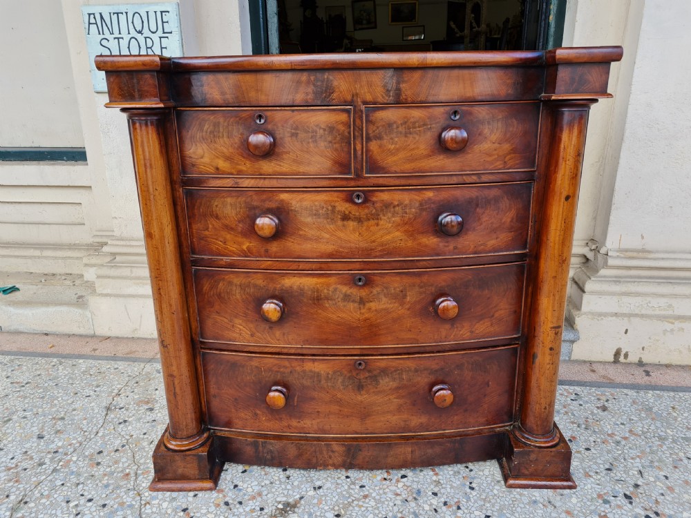 ANTIQUE MAHOGANY BOW FRONTED  CHEST OF DRAWERS  View II