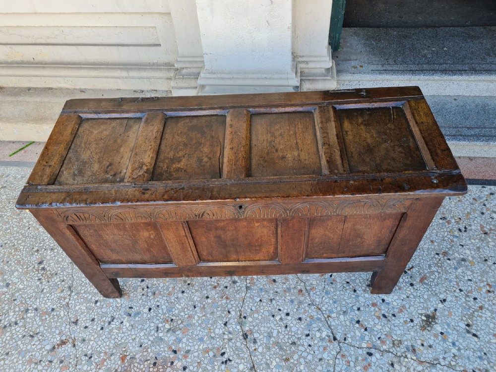 ANTIQUE OAK BLANKET BOX / COFFER  View II