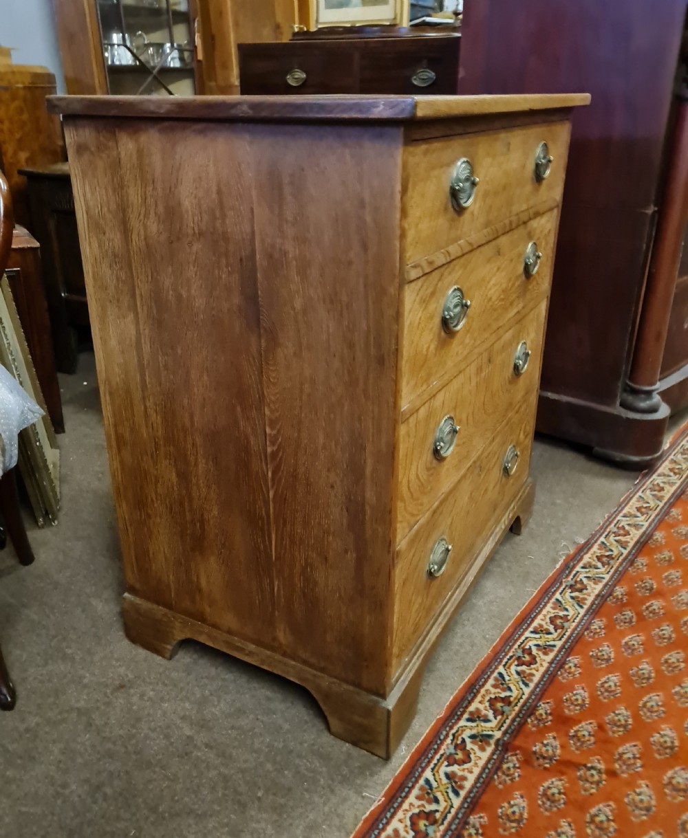 ANTIQUE OAK CHEST OF DRAWERS  View IV