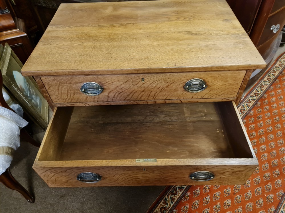 ANTIQUE OAK CHEST OF DRAWERS  View VI