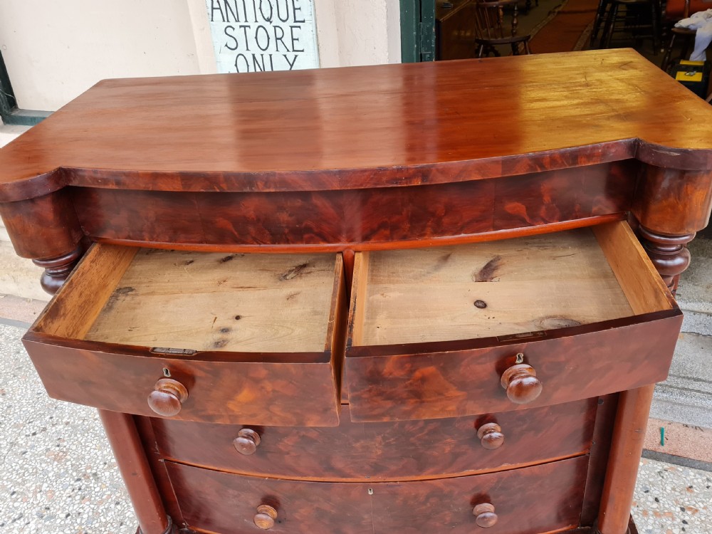 LARGE ANTIQUE  MAHOGANY BOW FRONTED CHEST OF DRAWERS  View VII