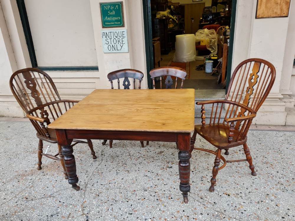 ANTIQUE PINE KITCHEN TABLE  View V