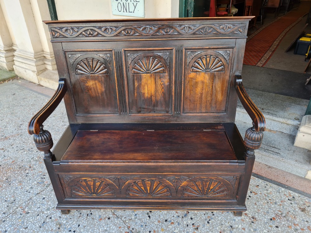 ANTIQUE OAK SETTLE  View VI