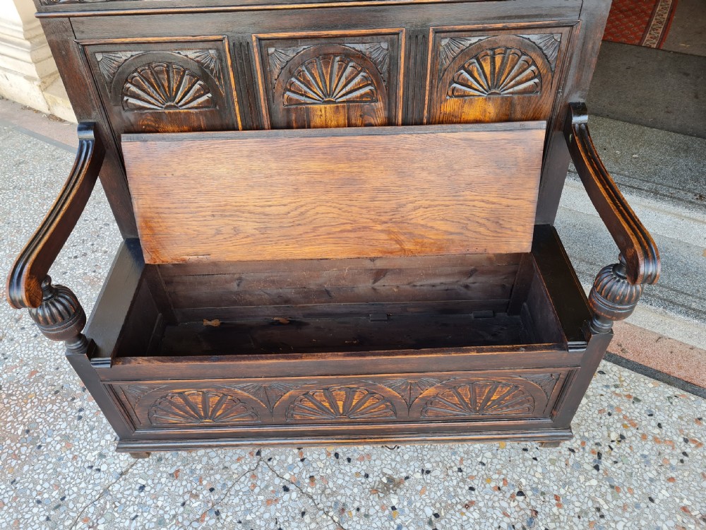 ANTIQUE OAK SETTLE  View V