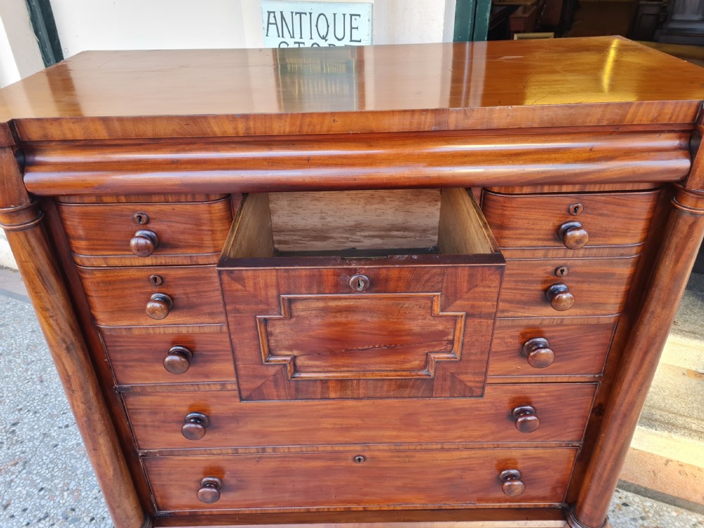ANTIQUE SCOTTISH CHEST OF DRAWERS  View VI