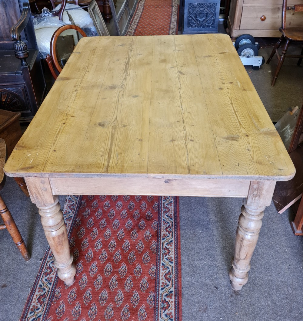 VICTORIAN PINE FARMHOUSE TABLE  View IV