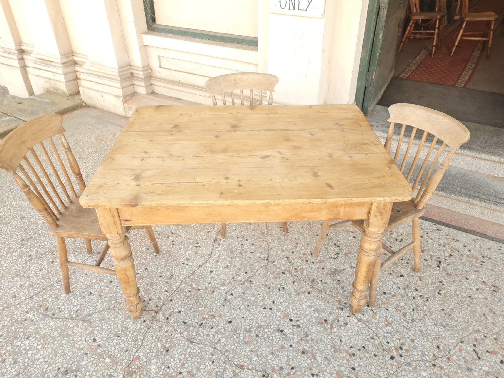 VICTORIAN PINE FARMHOUSE TABLE  View VII