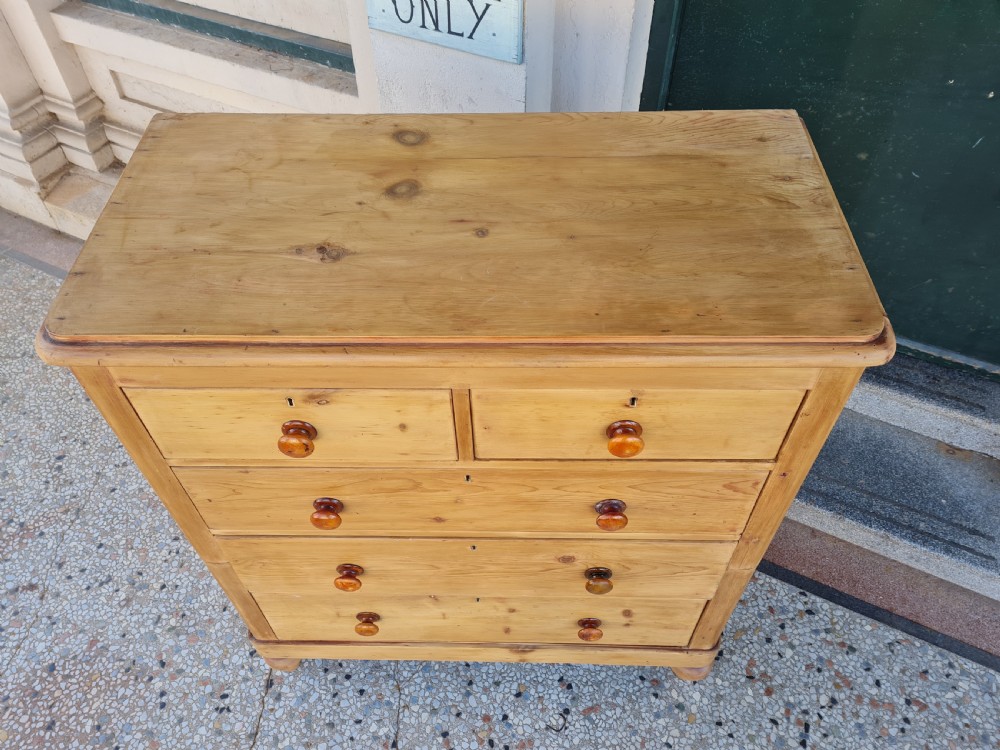 VICTORIAN  PINE CHEST OF DRAWERS  View VIII