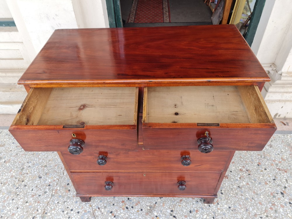 VICTORIAN  MAHOGANY CHEST OF DRAWERS View VI