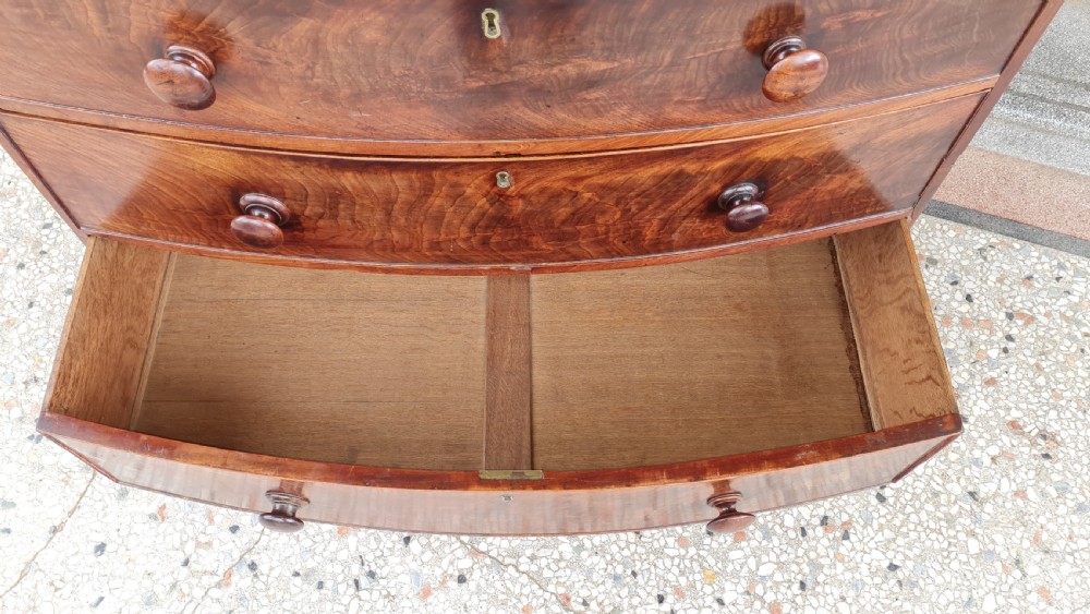 ANTIQUE BOW FRONT CHEST OF DRAWERS  View VIII