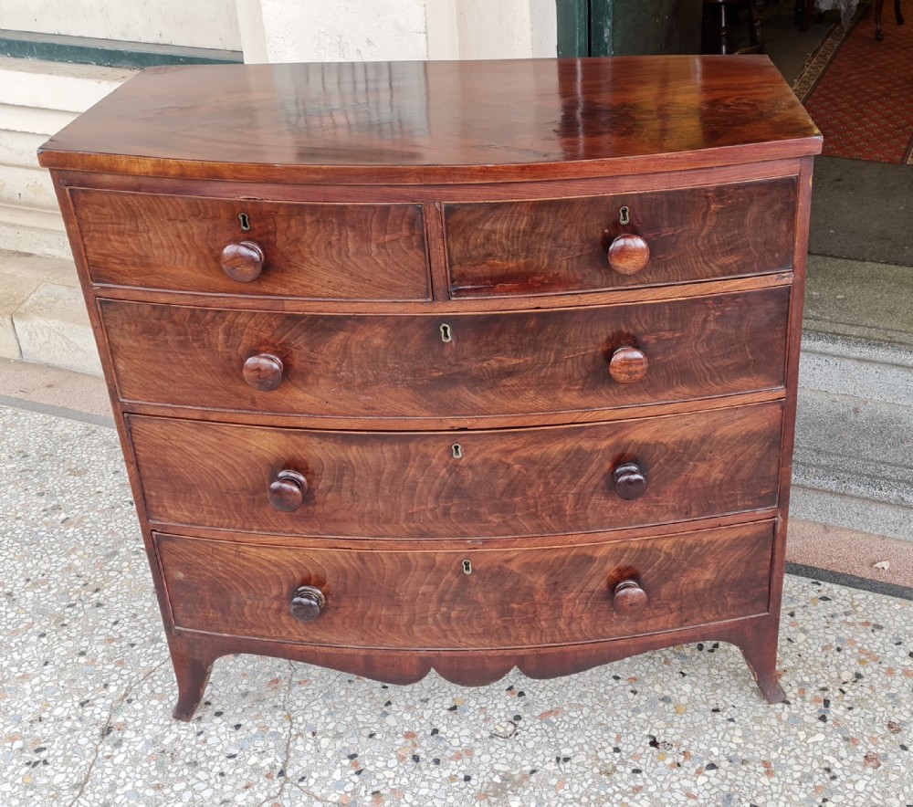 ANTIQUE BOW FRONT CHEST OF DRAWERS 