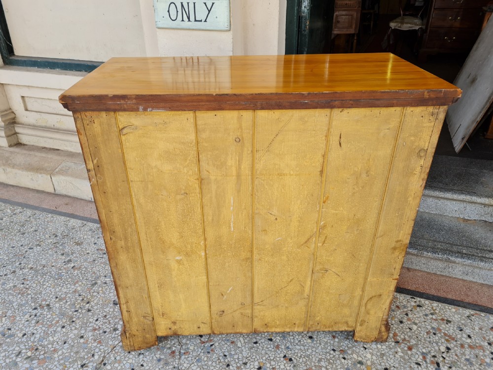 ANTIQUE  CHEST OF DRAWERS  View V