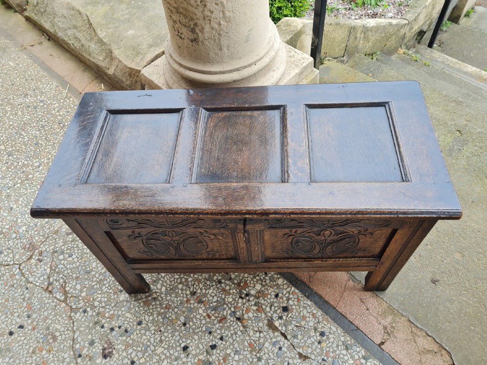 ANTIQUE OAK COFFER /BLANKET BOX  View VII
