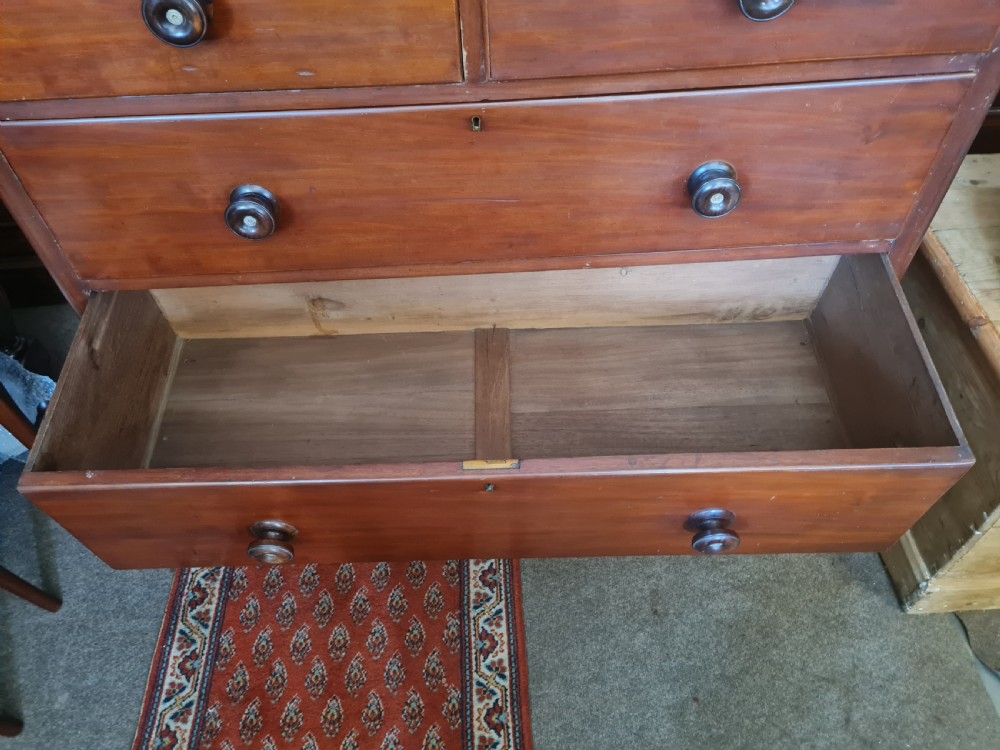 LARGE ANTIQUE MAHOGANY CHEST OF DRAWERS  View VIII