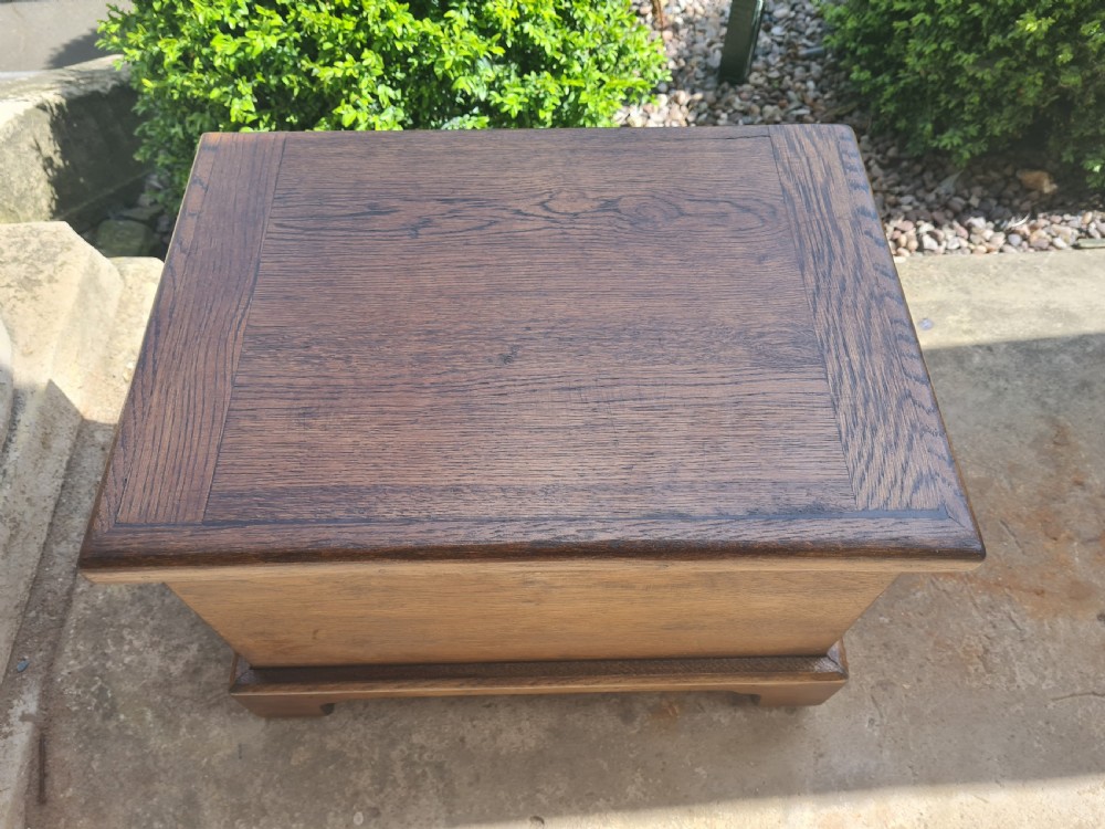 ANTIQUE OAK SMALL  BOX  View II