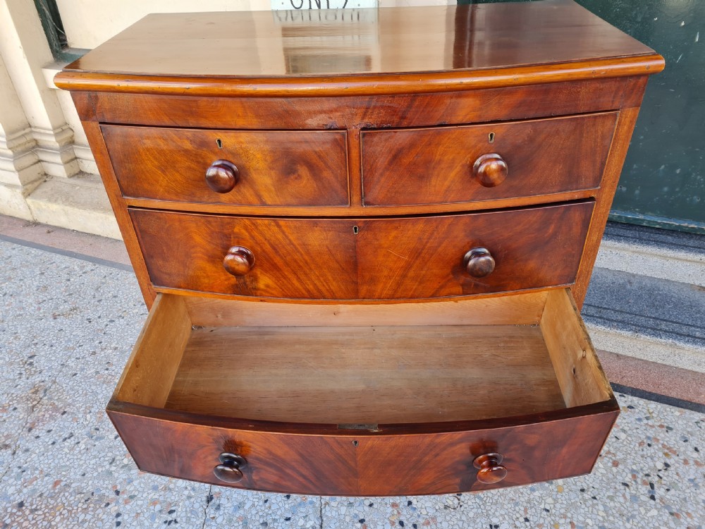 VICTORIAN MAHOGANY CHEST OF DRAWERS  View V