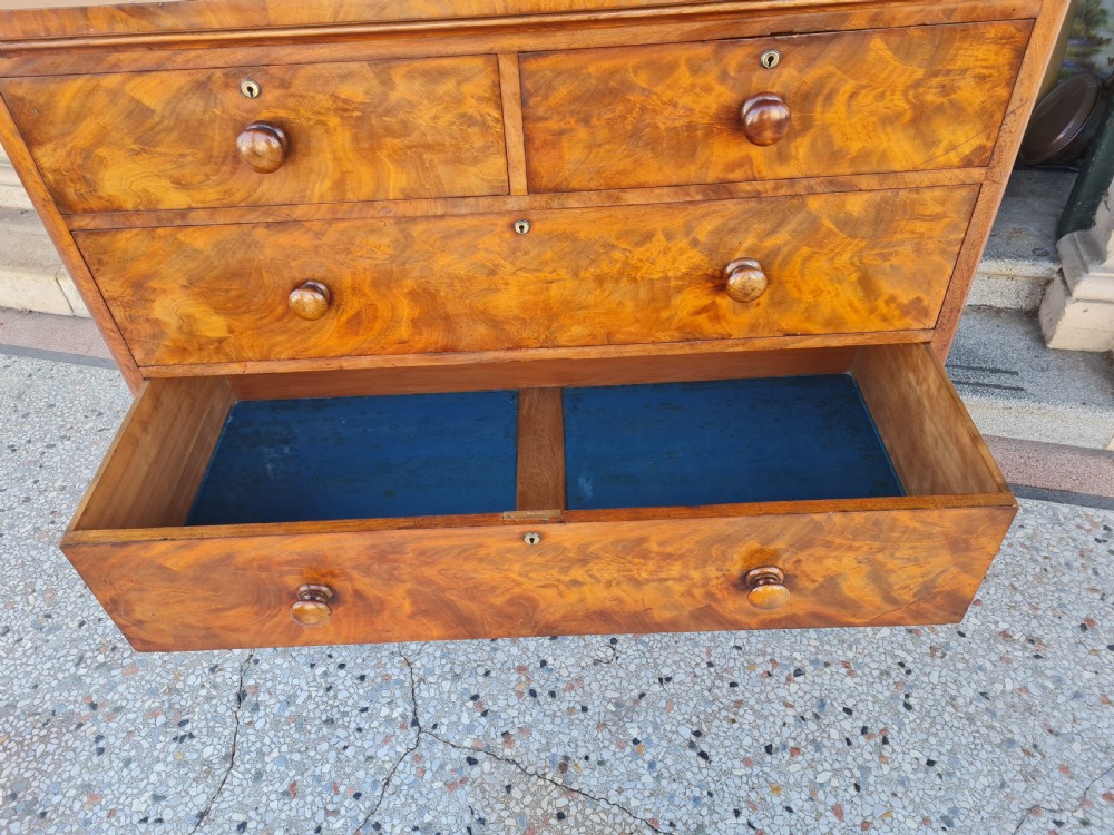 VICTORIAN MAHOGANY CHEST OF DRAWERS View VI