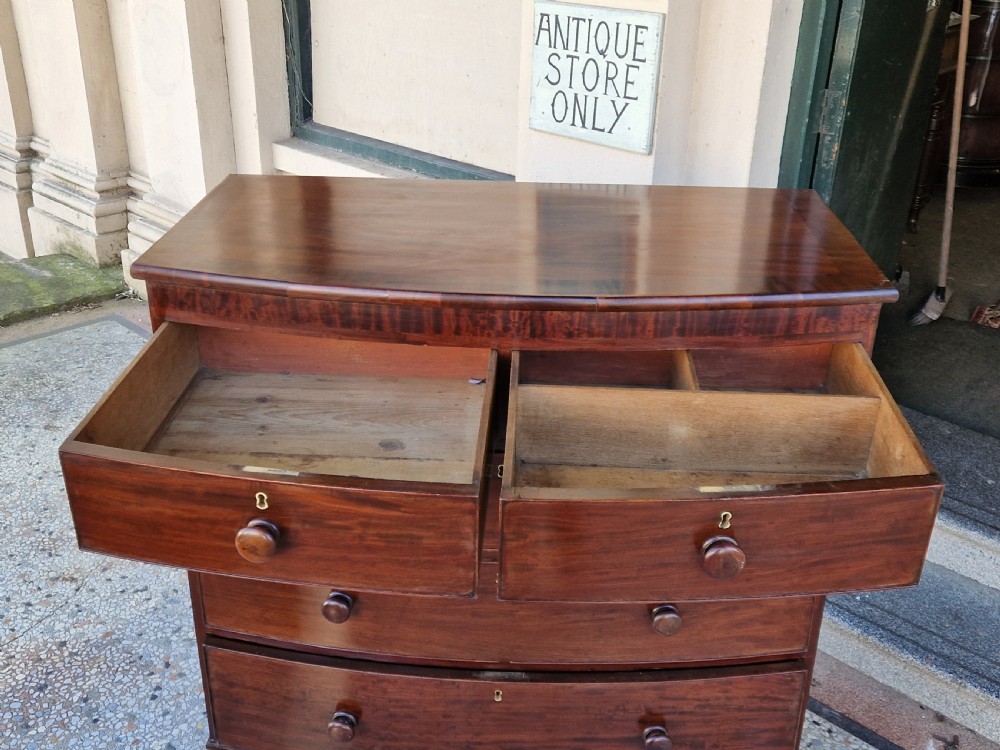 ANTIQUE MAHOGANY BOW FRONTED CHEST OF DRAWERS  View VIII