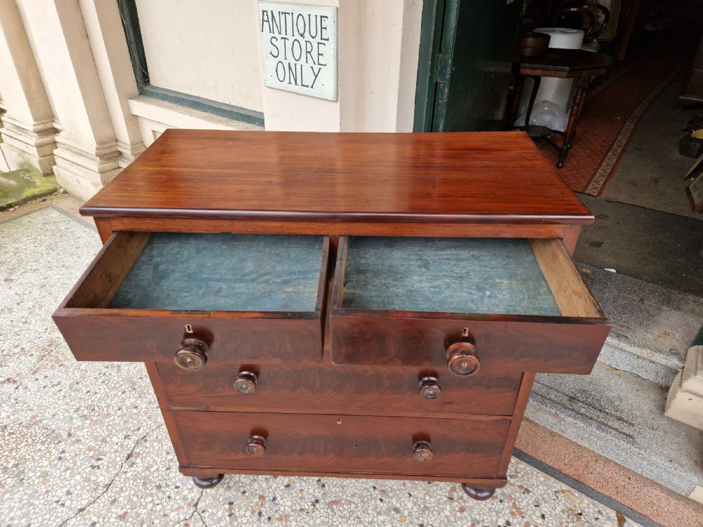 VICTORIAN MAHOGANY CHEST OF DRAWERS View VIII