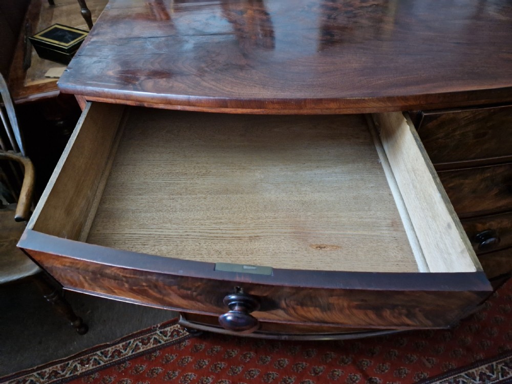 ANTIQUE MAHOGANY  BOW FRONTED CHEST OF DRAWERS View VII