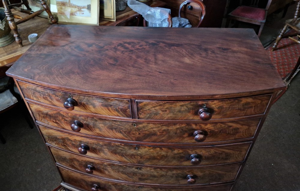 ANTIQUE MAHOGANY  BOW FRONTED CHEST OF DRAWERS View X