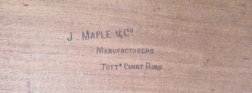 ANTIQUE OAK MAPLE AND CO PEDESTAL DESK . View VII