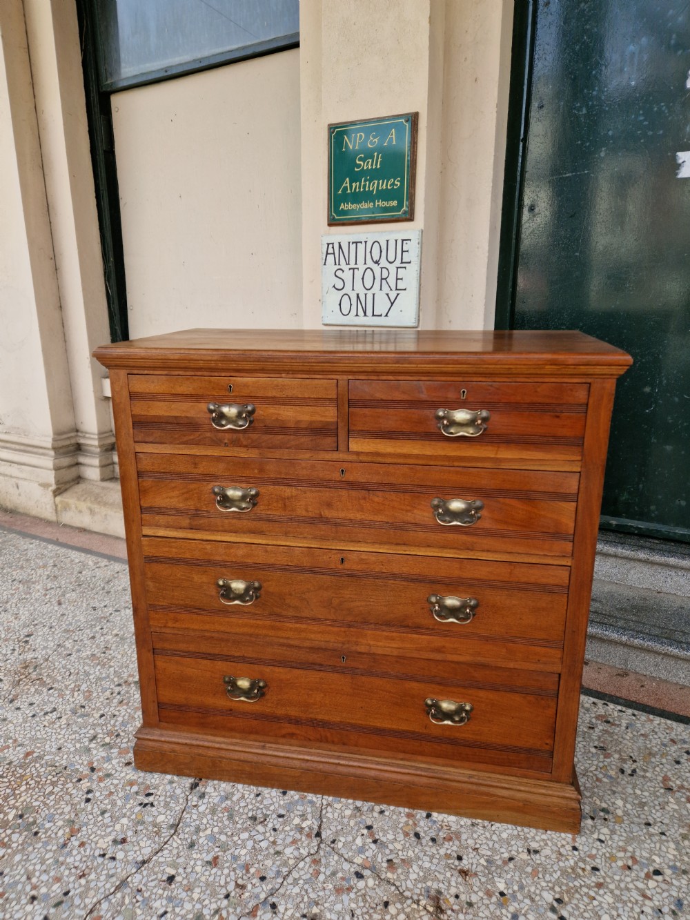 ANTIQUE WALNUT CHEST OF DRAWERS 
