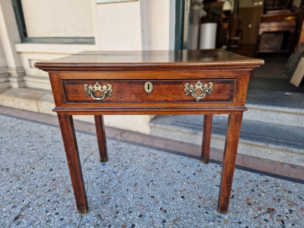 ANTIQUE LOWBOY /SIDE TABLE 