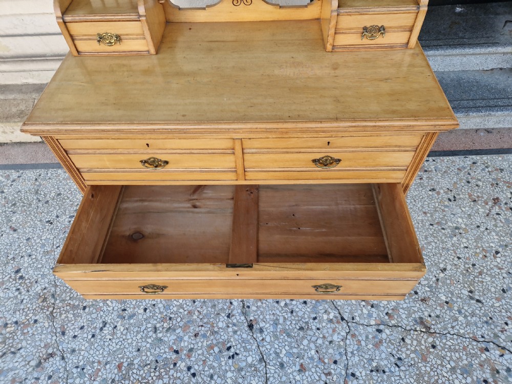 ANTIQUE DRESSING CHEST /TABLE  View VI