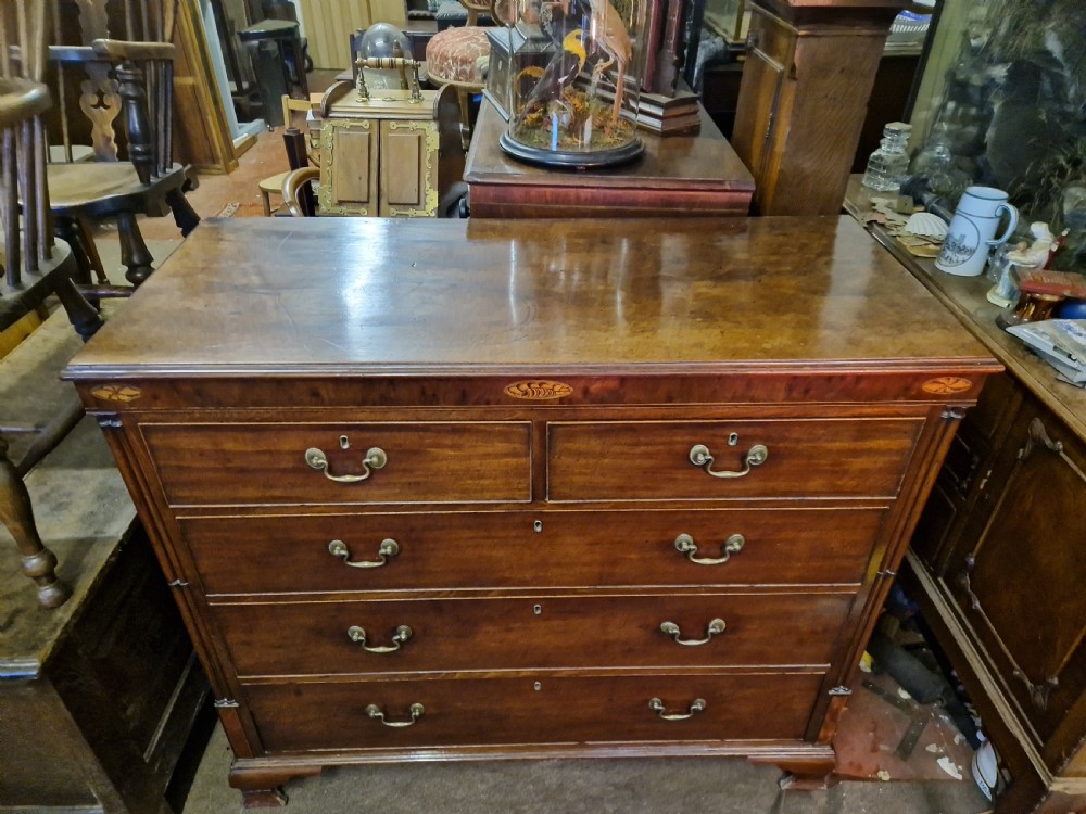 GEORGIAN MAHOGANY CHEST OF DRAWERS  View III