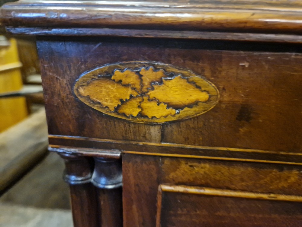GEORGIAN MAHOGANY CHEST OF DRAWERS  View VI
