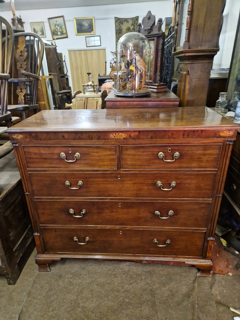 GEORGIAN MAHOGANY CHEST OF DRAWERS 