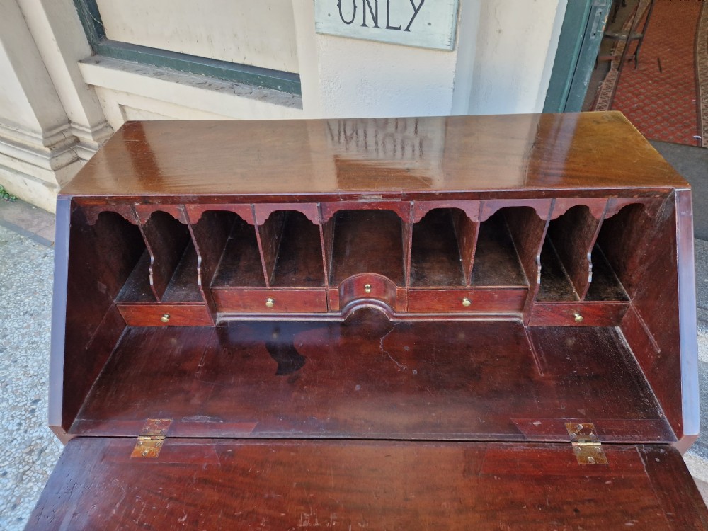 ANTIQUE GEORGIAN BUREAU View VII
