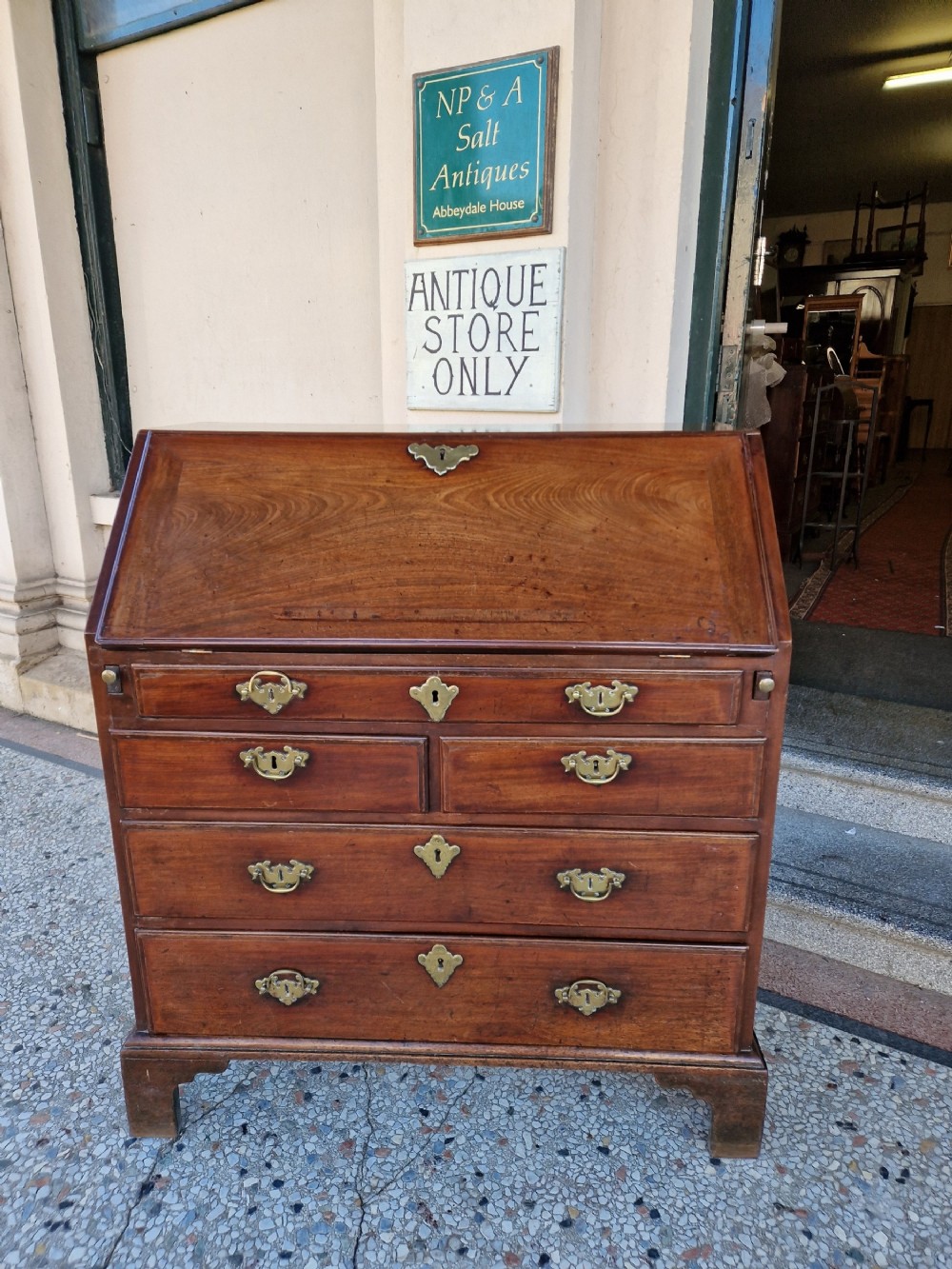 ANTIQUE GEORGIAN BUREAU