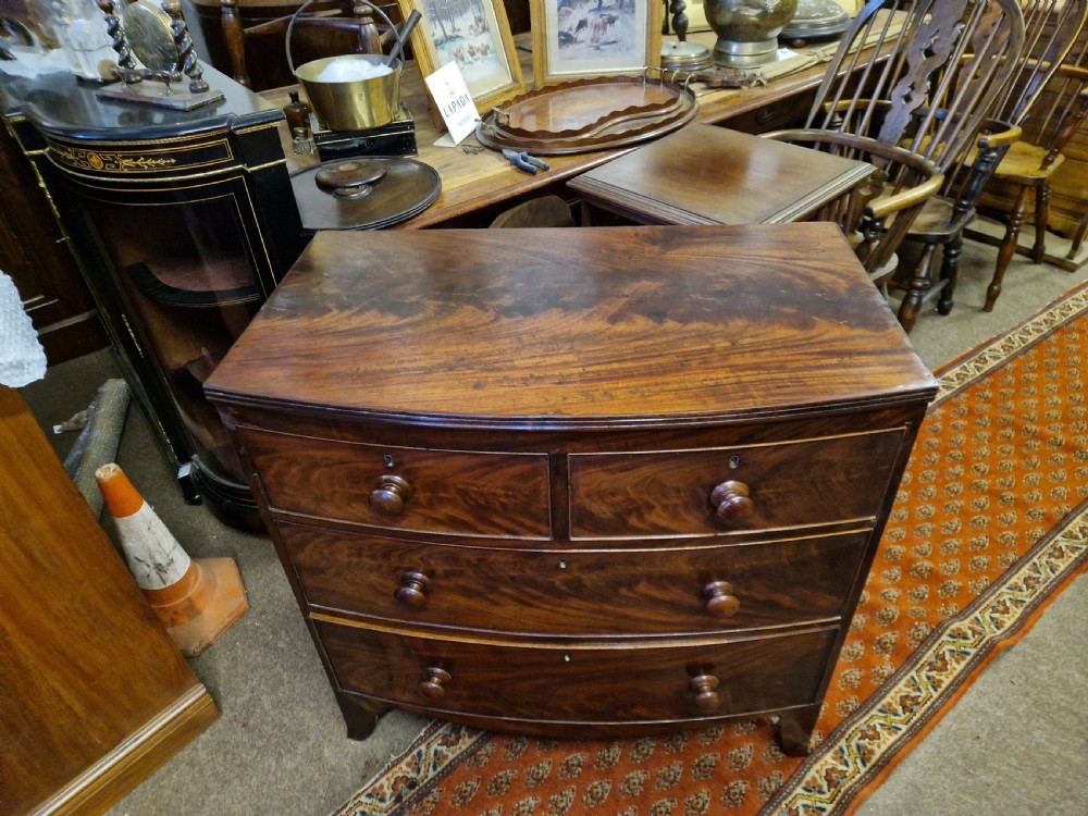 GEORGIAN BOW FRONTED CHEST OF DRAWERS  View VI