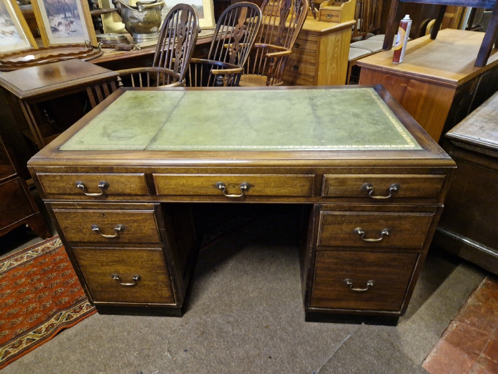 MAHOGANY PEDESTAL DESK