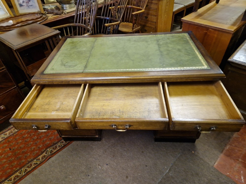 MAHOGANY PEDESTAL DESK View VI